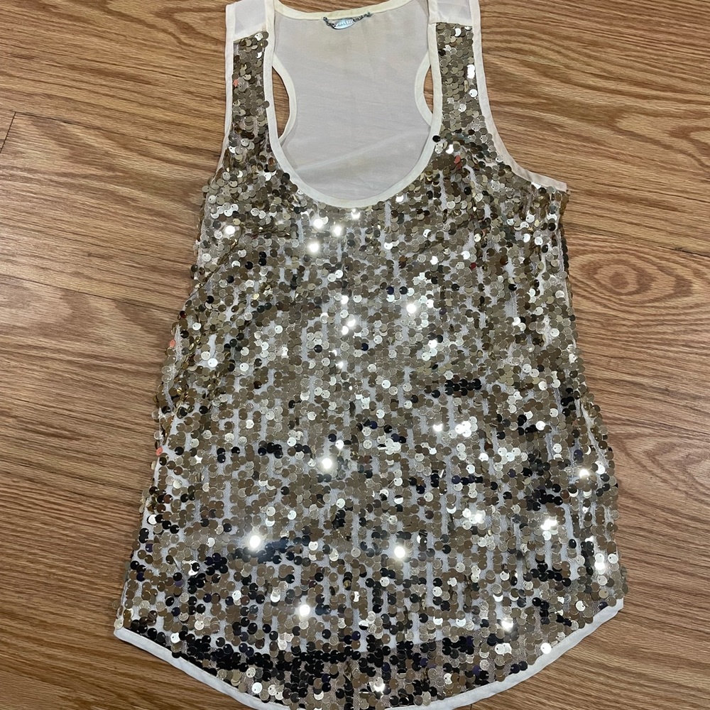 Sequence tank